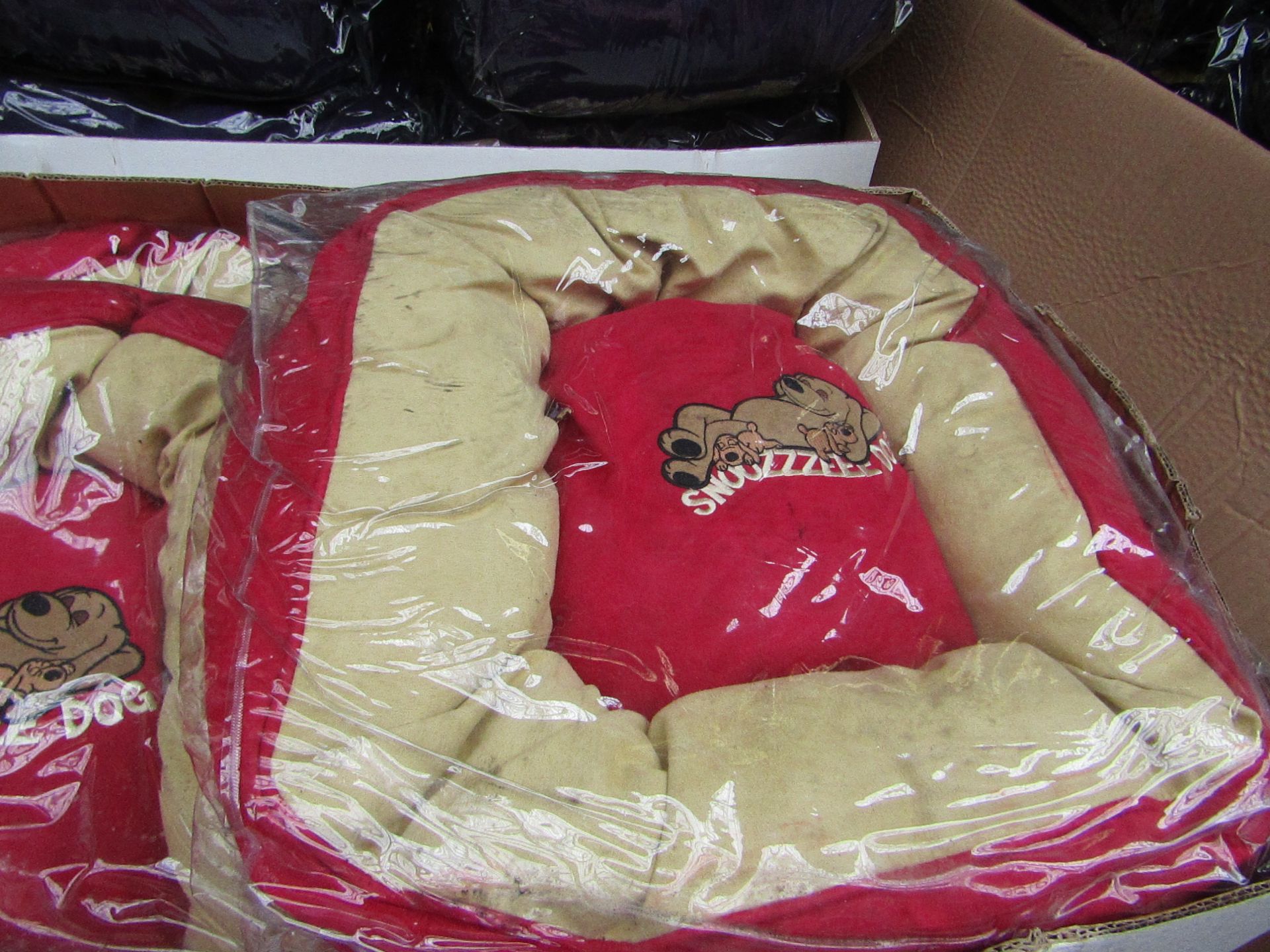 5x Snoozzzeee Dog - Cherry Red Donut Dog Bed (Size 1) - All New & Packaged.