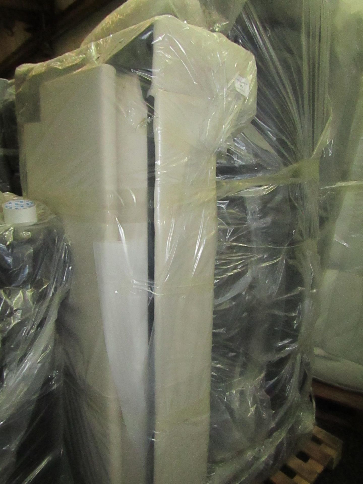 A pallet of 2x raw return sofa  unchecked  untested  returns of various grade -  could be of the