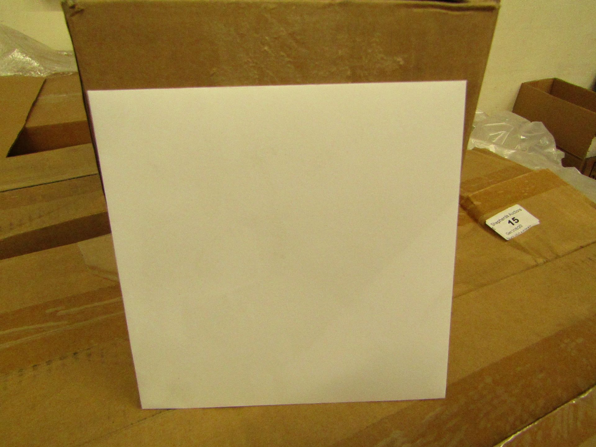 Box of 750 Gummed Bankers Envelopes. 143mm x 143mm. Unused & Boxed (White).