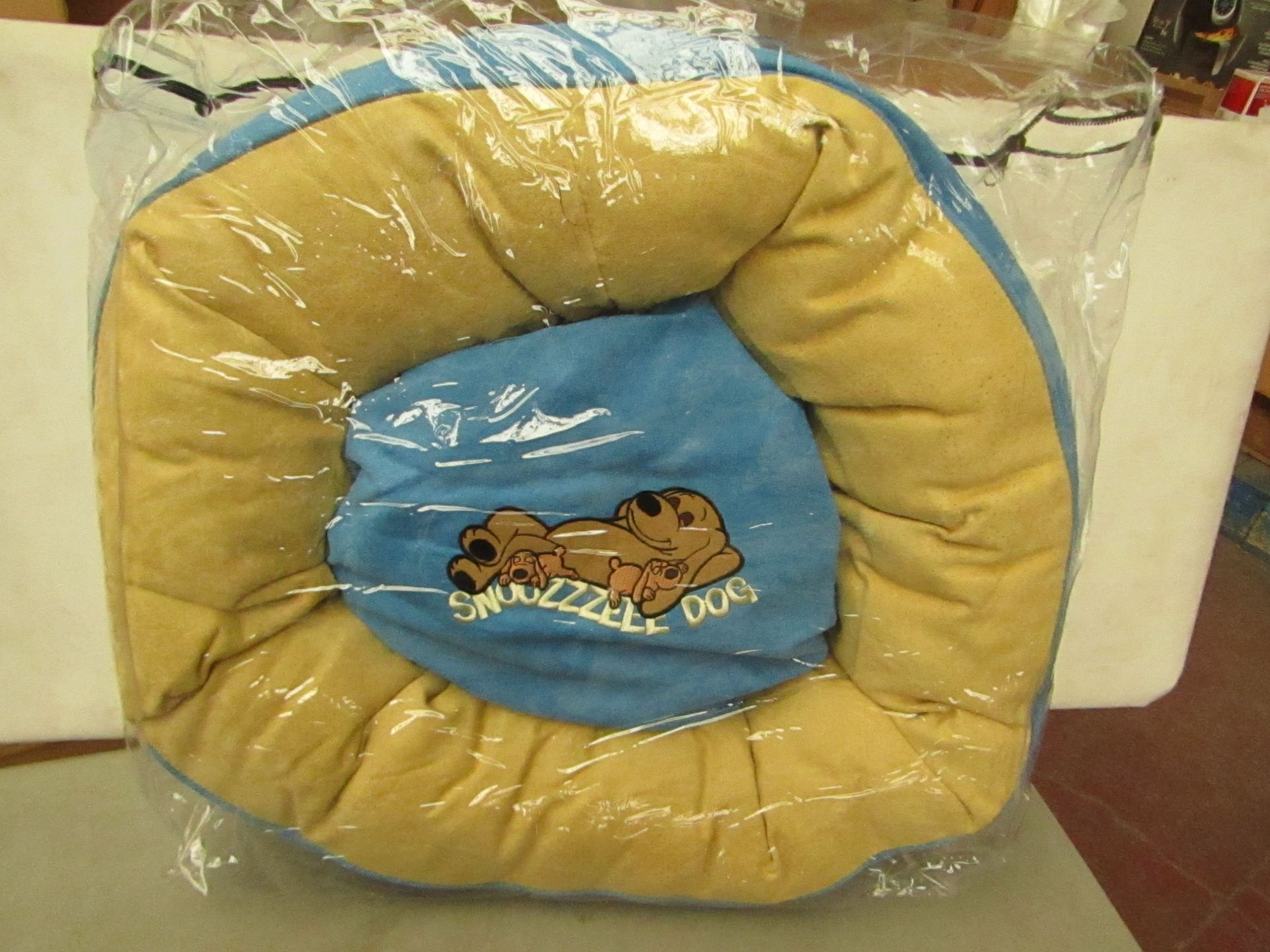 1x Snoozzzeee Dog - Sky Blue Donut Dog Bed (Size 19") - All New & Packaged.