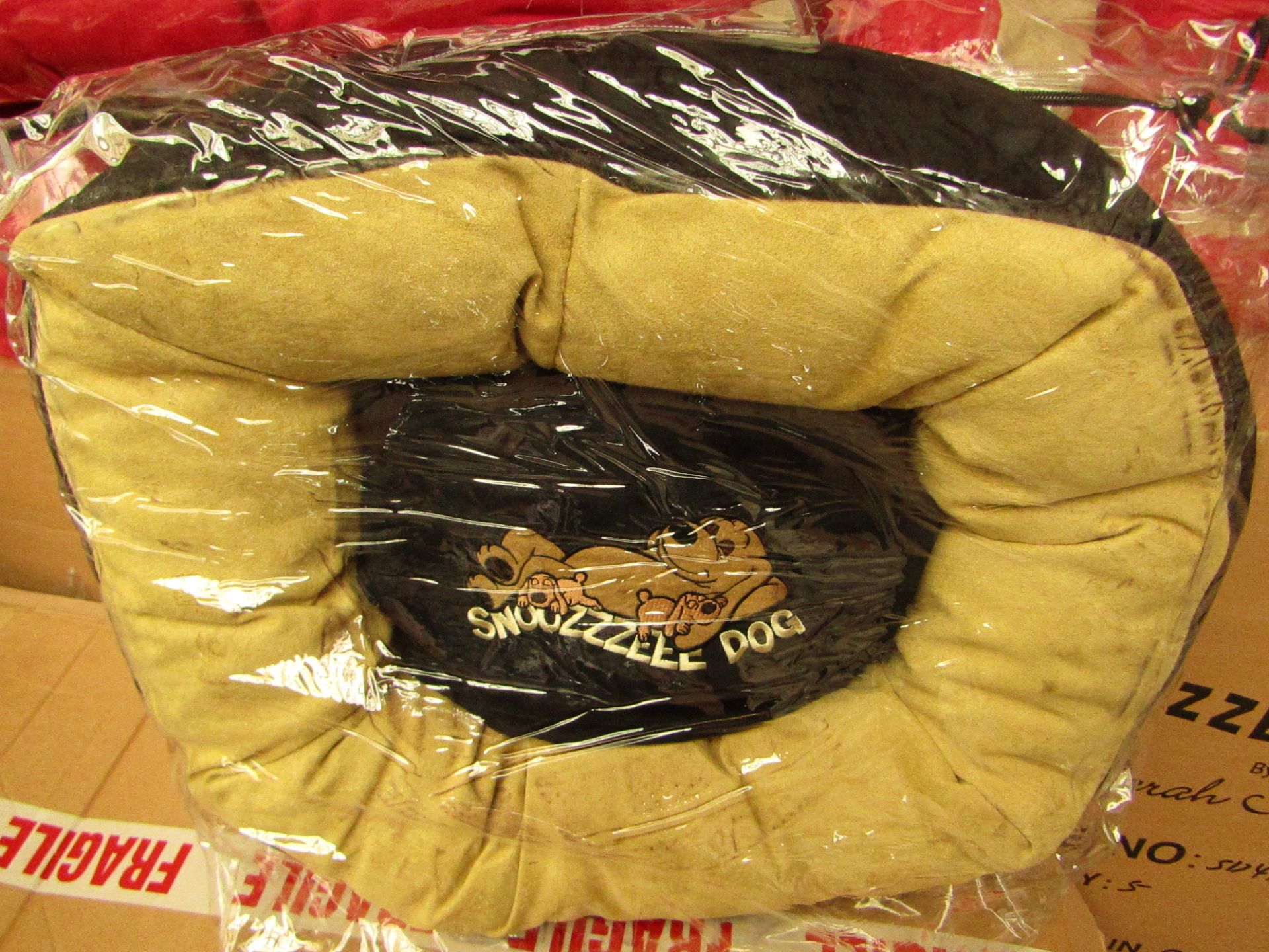 Snooozzzeee Donut Dog Bed. Size 1 In Black. New & Packaged