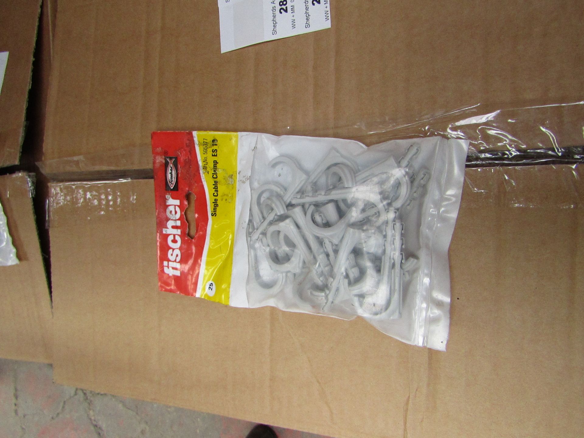 5x Fischer - Single Cable Clamp ES 18 - (Packs of 25) - New & Packaged.