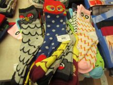 20 pairs of Girls Owl Socks. Size 6 - 8.5. New with Tags.