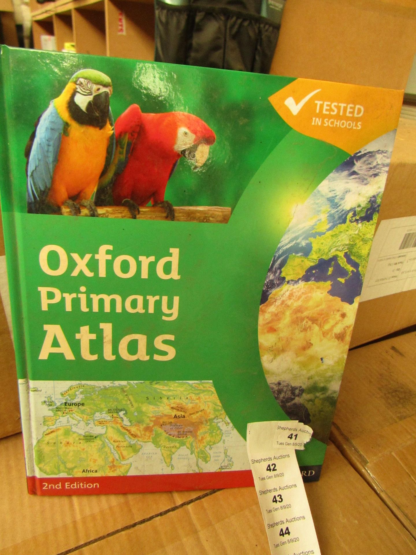 Box of 20 x Oxford Primary Atlas's. 2nd edition. RRP £12.99 Each. Unused & Boxed