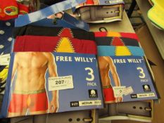 5 x Free Willy Boxers - Size Medium - New with Tags.