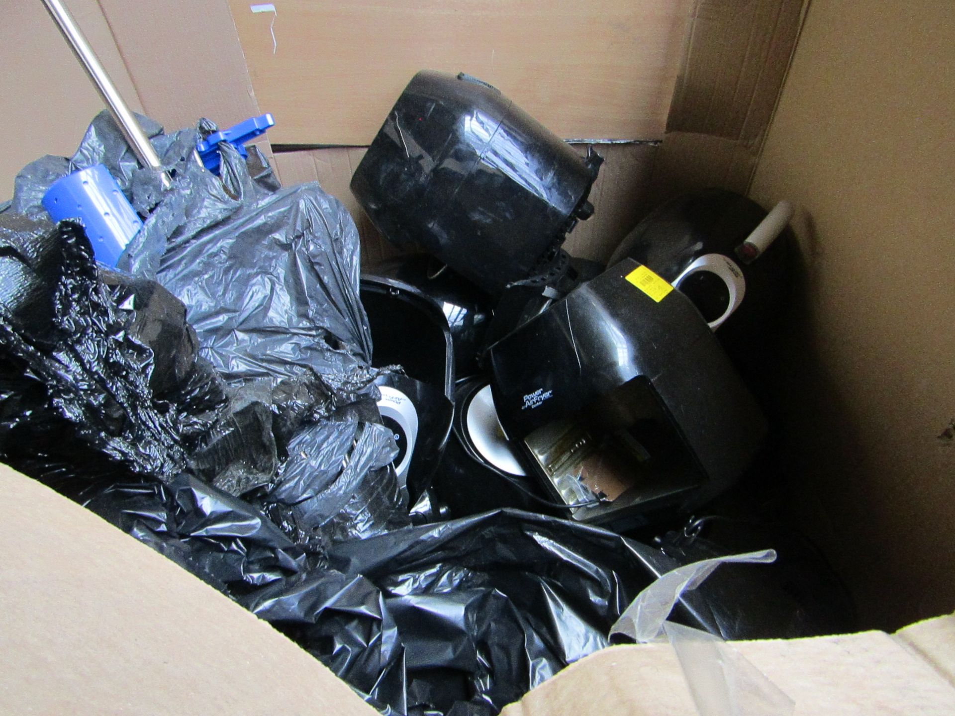 | 1X | PALLET OF APPROX 30-40 VARIOUS SIZED POWER FRYERS, AND PRESSURE KING PROS ALL RAW CUSTOMER