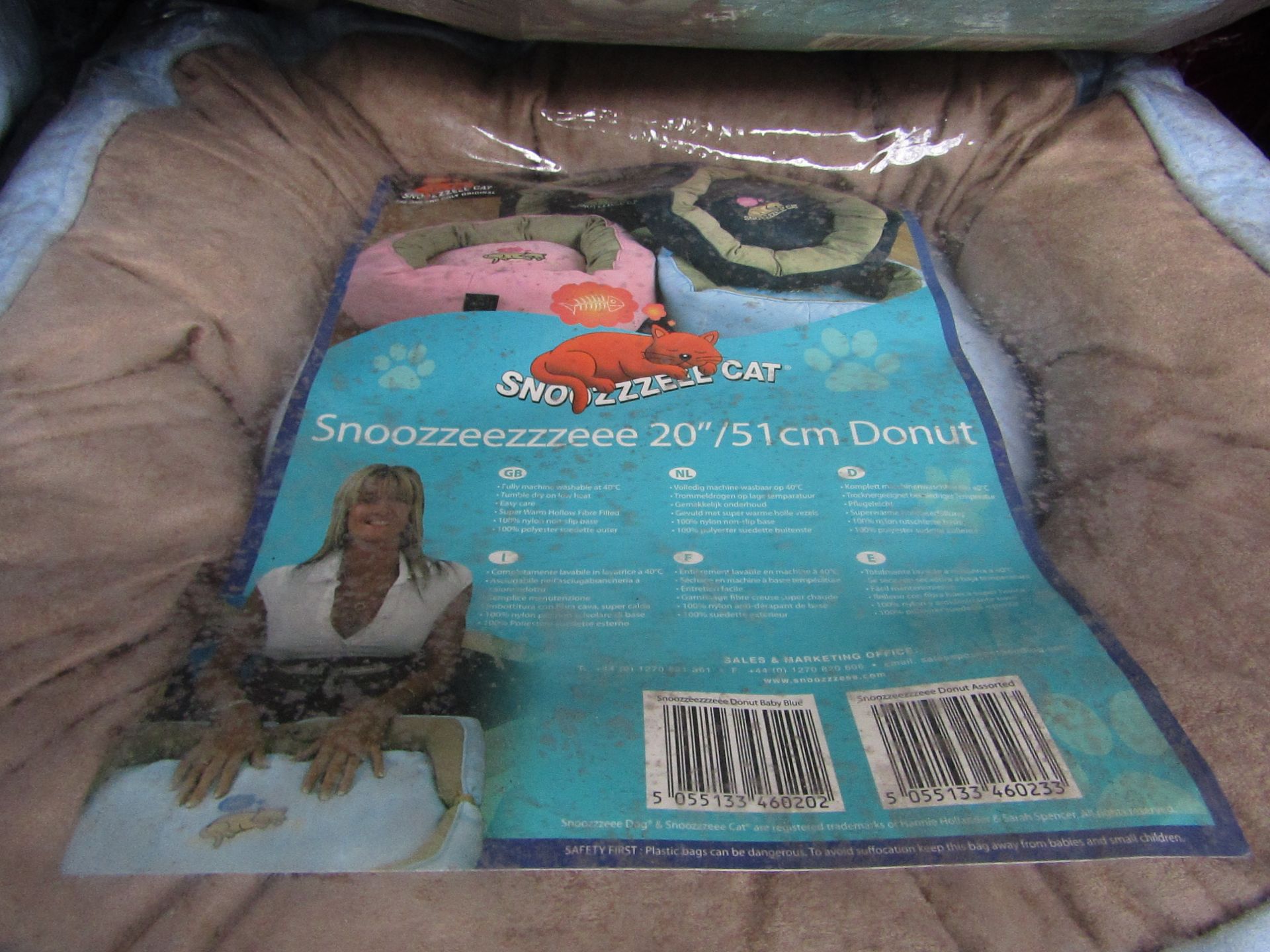 6x Snoozzzeee Cat - Baby Blue Donut Cat Bed - (20"/51cm) - All New & Packaged.