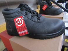 Centek - Black Steel Toe Cap Boot - Size 8 - New & Boxed.
