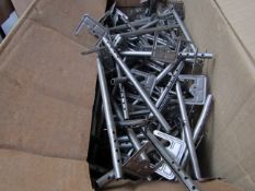 Box of Approx 250 Insulation Fixing (Metal) Stainless steel - Size 4 x 140mm - All Boxed.