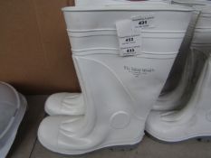 White steel toe cap wellies - Size 11 - New & Packaged.