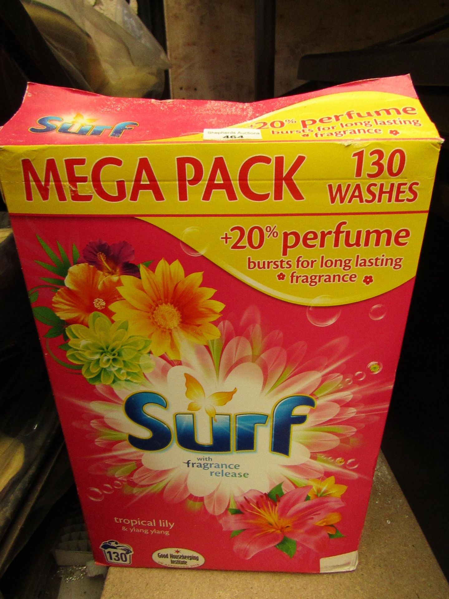 Surf Tropical Lily 130 washes Washing Powder. Box has split