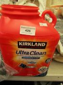 Kirkland 3.6kg Ultra Clean Detergent Pacs. 152. Lid is missing