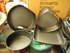 4 Items Being 3 baking Tins & A Frying pan. 1 Tin is dinted. All unused