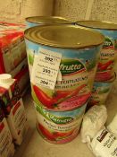 1500g Valfrutta Peeled Tomatoes. Tin Is dinted but still sealed