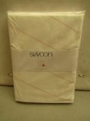 | 1X | SWOON BOOLE PINK KING SIZE DUVET SET THAT INCLUDE DUVET COVER AND 2 MATCHING PILLOW CASES |