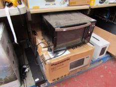 3x Various Costco microwaves, all faulty or damaged.