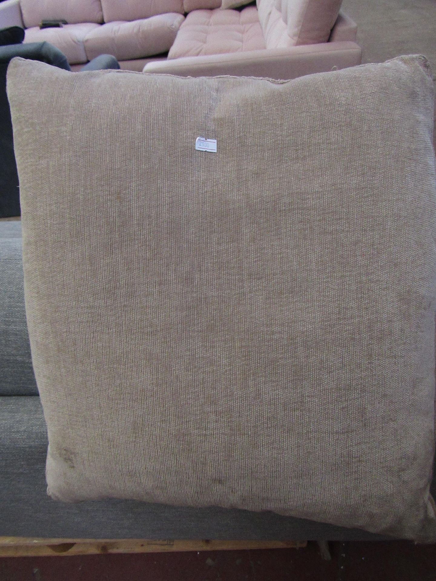 | 1X |COX & COX NATURAL FABRIC CUSHION 50 X 50 CM  RRP £35 | LOOK UNUSED NO GUARANTEE |