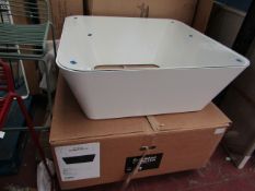 | 1X | ZERO IN BARBEROSEGERBY LOW COFFEE TABLE RRP CIRCA £400 BOXED | LOOKS NEW (NO GUARANTEE) |