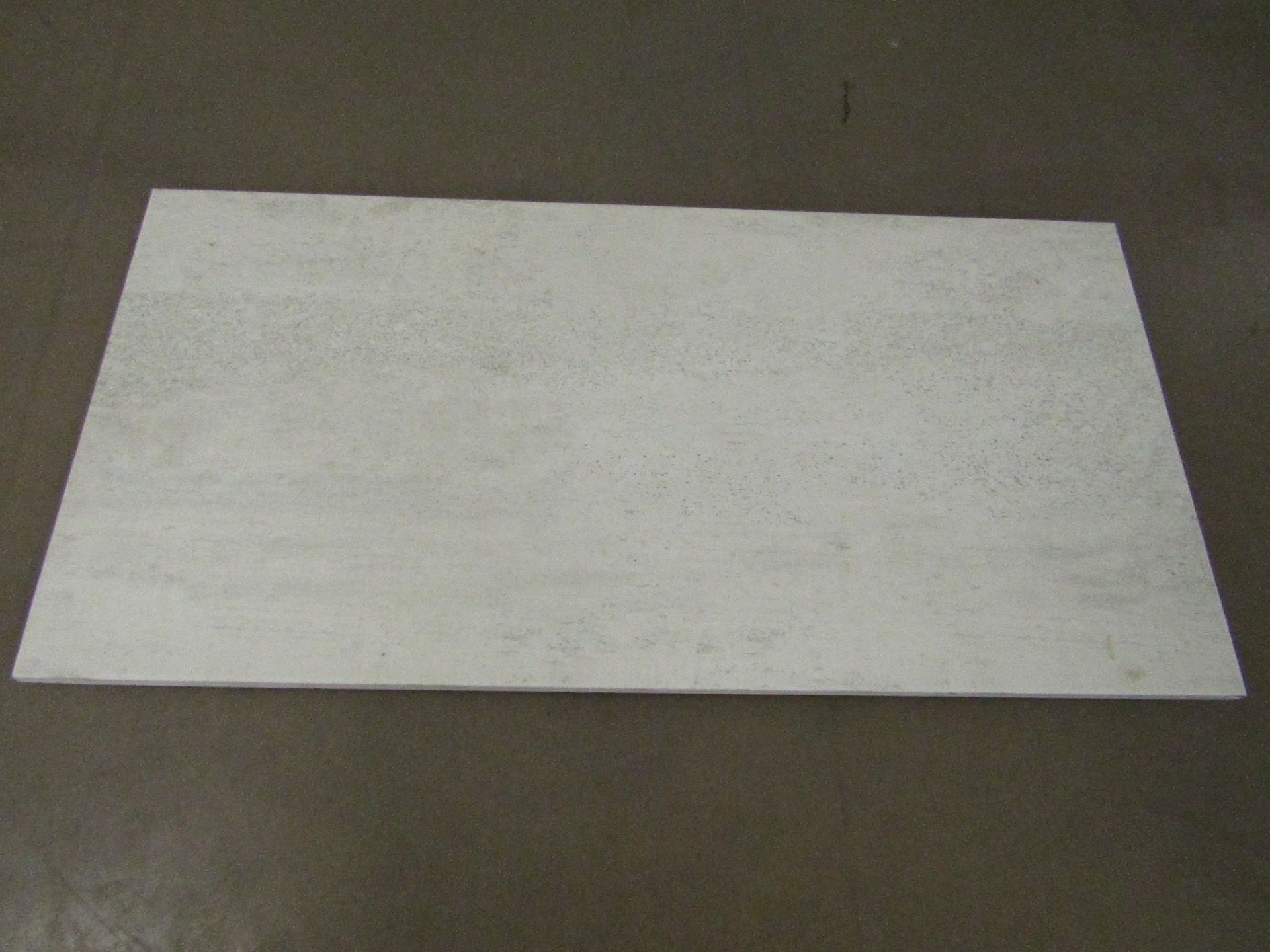 Pallet of 40x Packs of 5 Ashlar Weathered White Tex tured 300x600 wall and Floor Tiles By