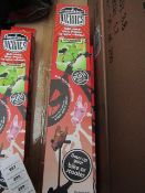 2 x Handlebar heros Smoulder Figures. New & Boxed