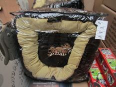 Snoozzzeee 20" Donut Bed in Black New & Packaged