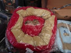 Snoozzzeee Donut dog Bed. Size 1 in Cherry red. New & Packaged