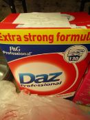 Daz 130 washes washing Powder. Box has split but has Been repaired