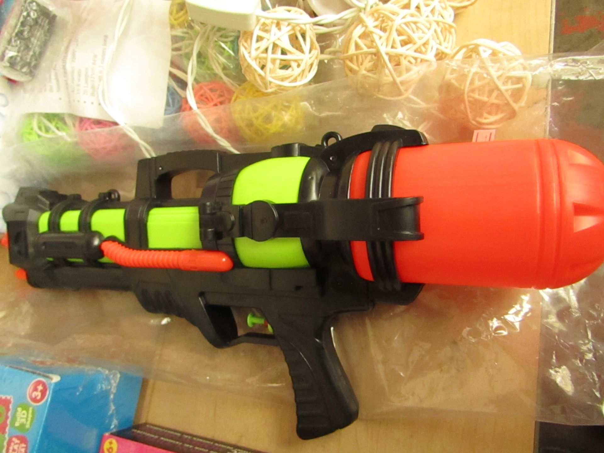 Kids Water Gun. Unused