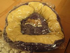 Snoozzzeee Dog - Purple Donut Dog Bed (20") - New & Packaged.