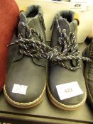 Bobbi Shoes - Little Navy Boots - Size 26 - Good Condition.