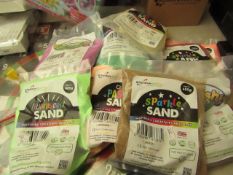 8x Coloured Sand (Approx 1kg) Various Different Colours - Packaged.