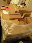 Pallet of Approx 100 Boxes Envolopes Various Colours & Sizes - (Boxes Range from 750 / 1200) - All