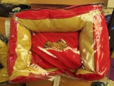 Snoozzzeee Dog - Cherry Red Sofa Dog Bed (23") - New & Packaged.