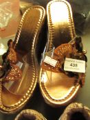Ladies Sparkly High Heels - Size 39 - Good Condition.