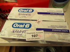 4 x 75ml Oral-B 3D White Luxe Toothpaste. BB 02/22