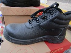 Centek - Black Steel Toe Cap Boot - Size 9 - New & Boxed.