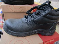 Centek - Black Steel Toe Cap Boot - Size 9 - New & Boxed.