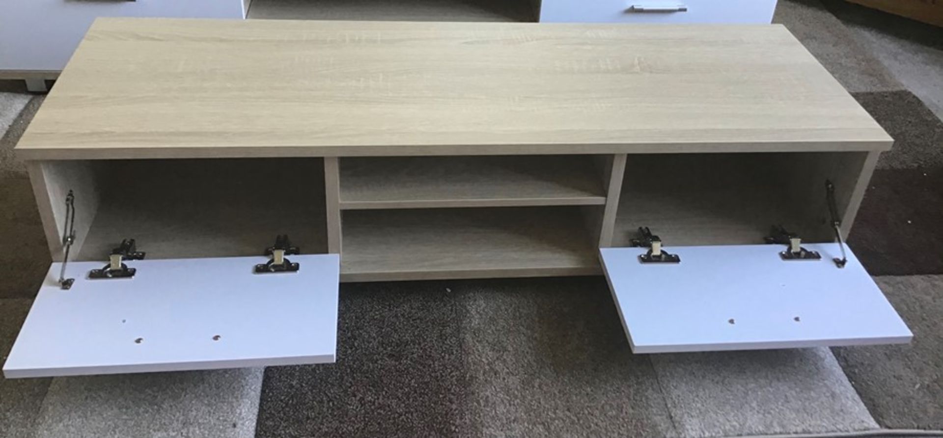 Oak and white 128cm TV stand, brand new, flat packed and boxed. RRP Circa £100.00 | 1x Box - Image 2 of 3