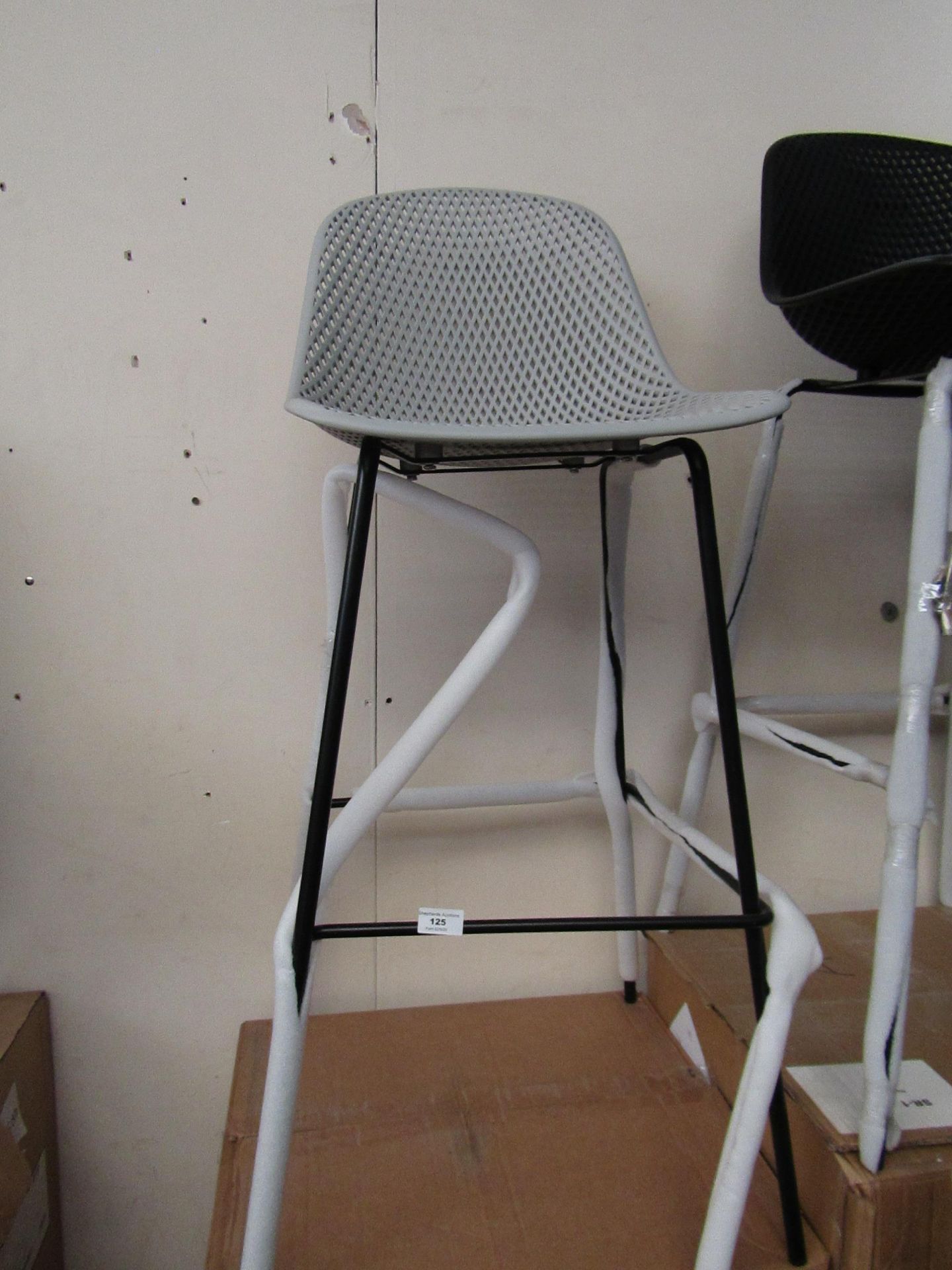 | 1X | COX AND COX GREY AND BLACK HIGH STOOL | UNCHECKED BUT LOOKS UNUSED WITH BOX | RRP CIRCA £