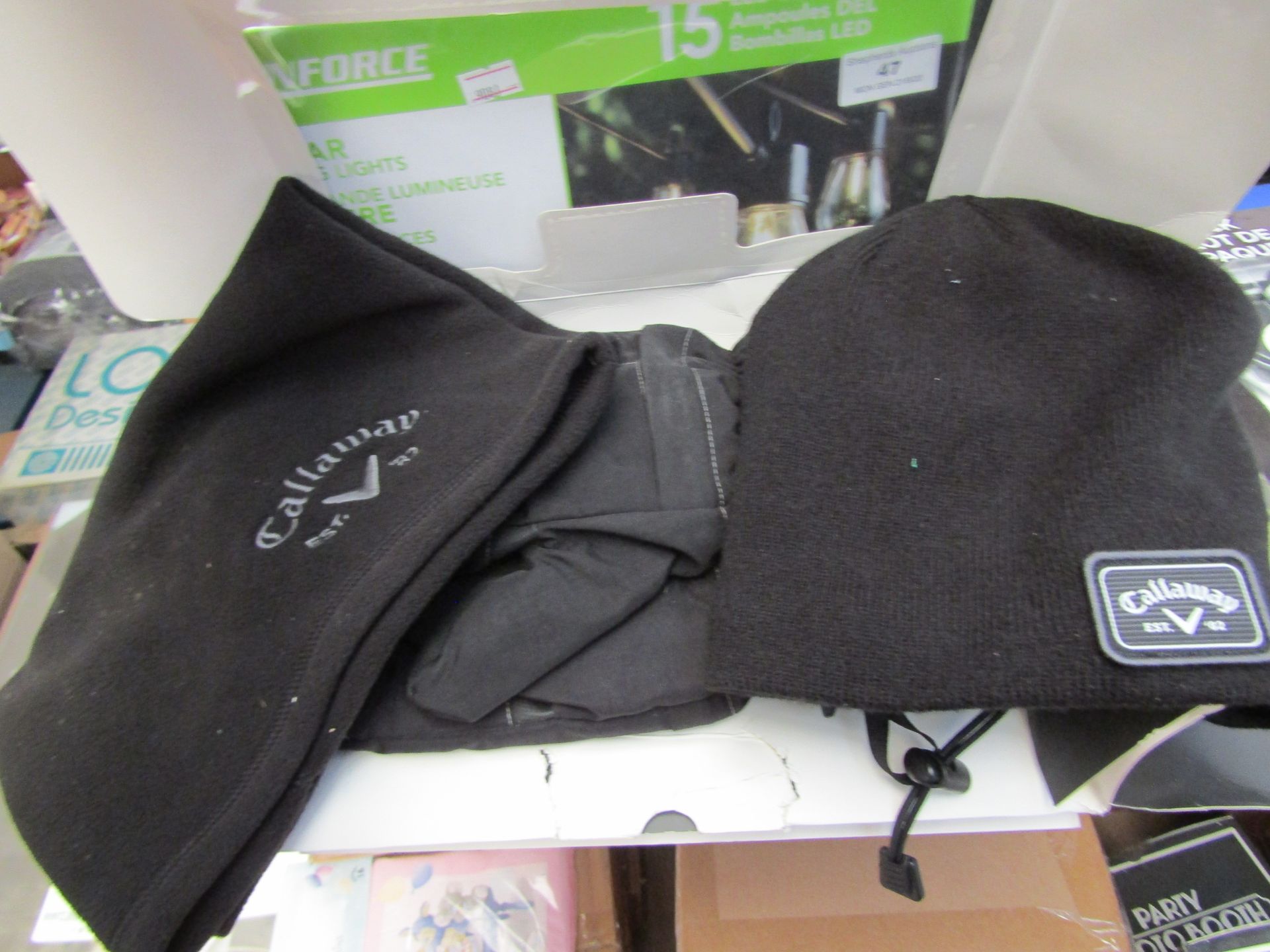 Callaway Weather Series Gift Set with Knitted Beanie, Mittens & Snood. All Unused but packaging is