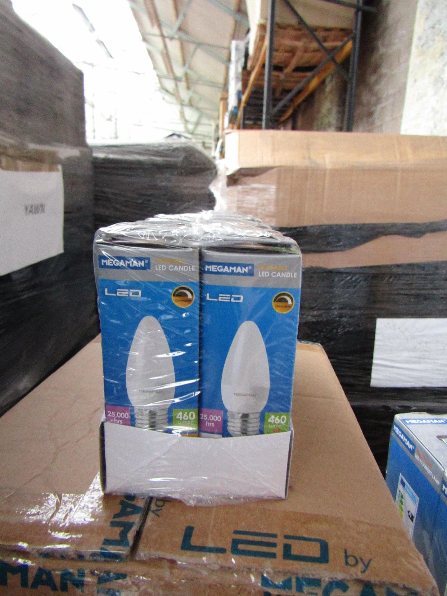 10x Megaman dimmable LED candle lamp, new and boxed. 25,000Hrs / E27 / 460 Lumens