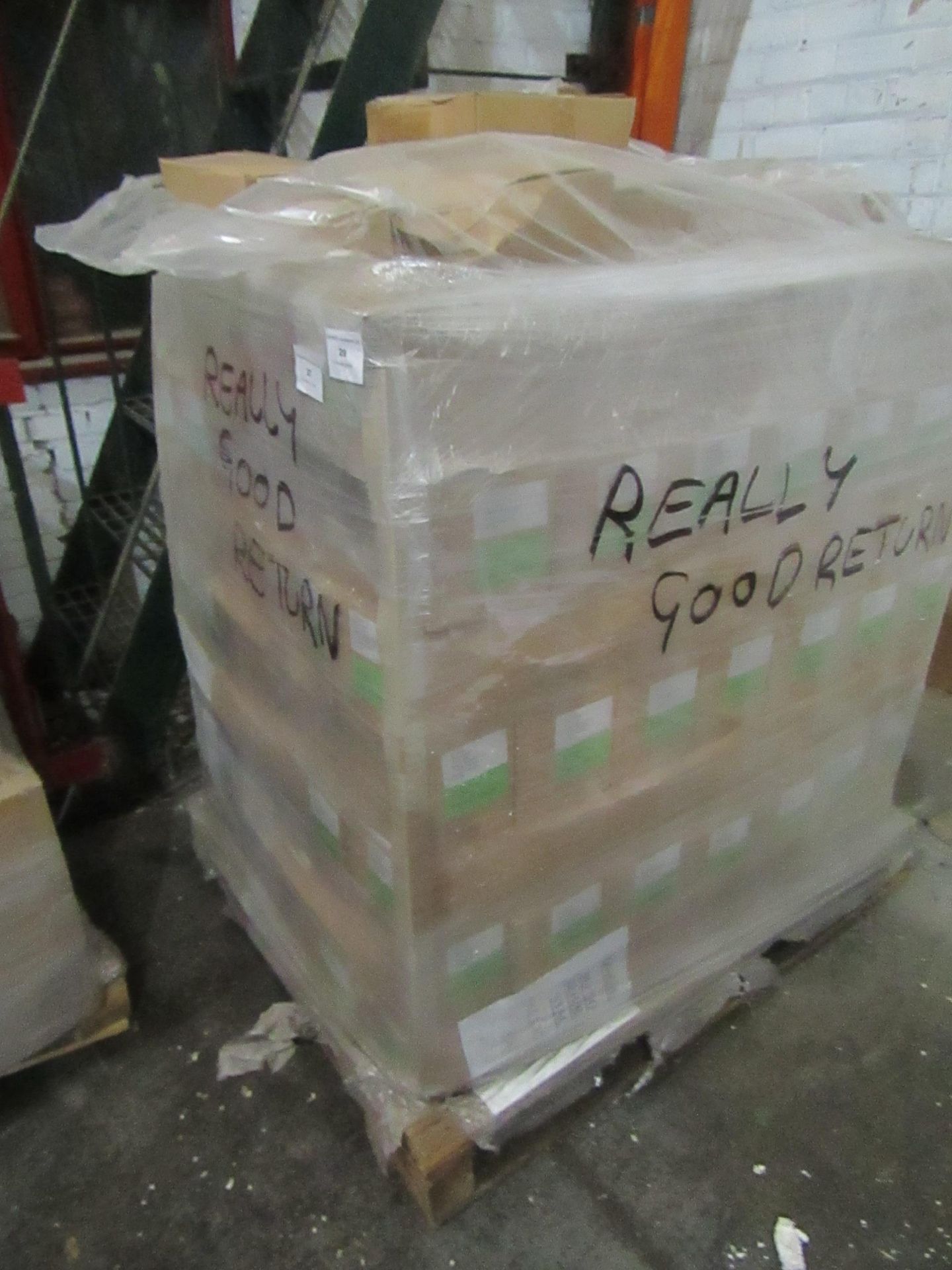 Pallet of approx 60000 gummed envelopes 116x140, unused and boxed