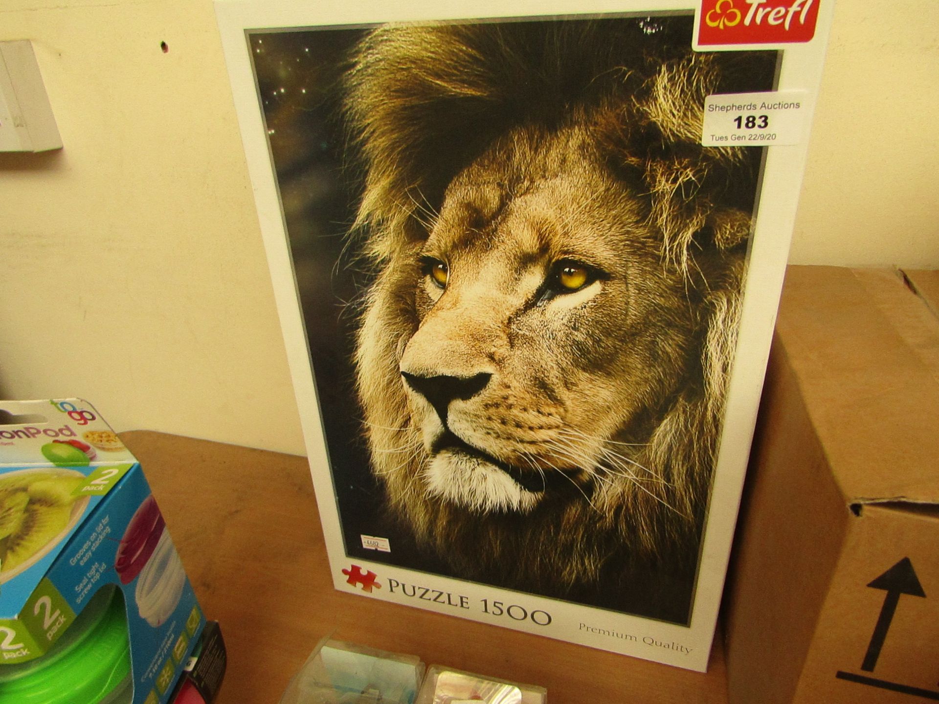 1500 piece Jigsaw Puzzle. See Image For design