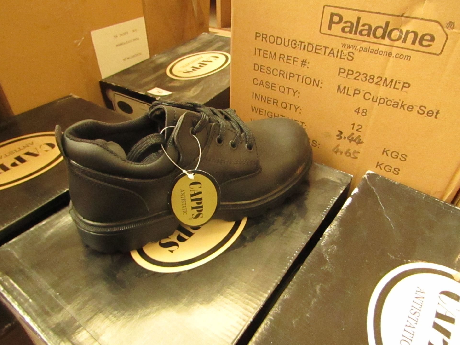 CAPPS - Black Steel Toe Cap Shoes - Size 9 - Boxed.