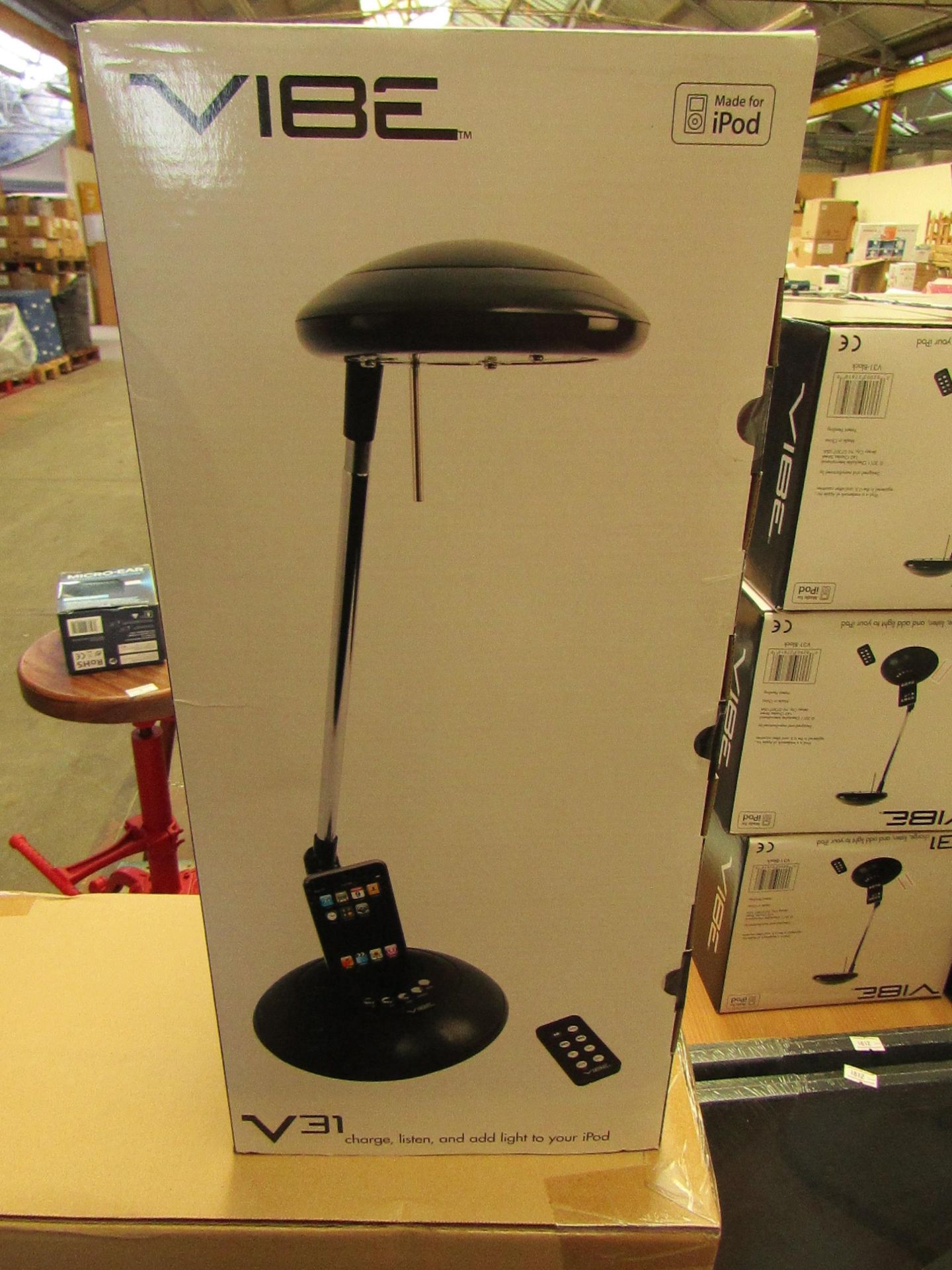 2 x Vibe V31 Ipod Docking station With light. Can Be Used With AUX Lead to connect to your Phone.