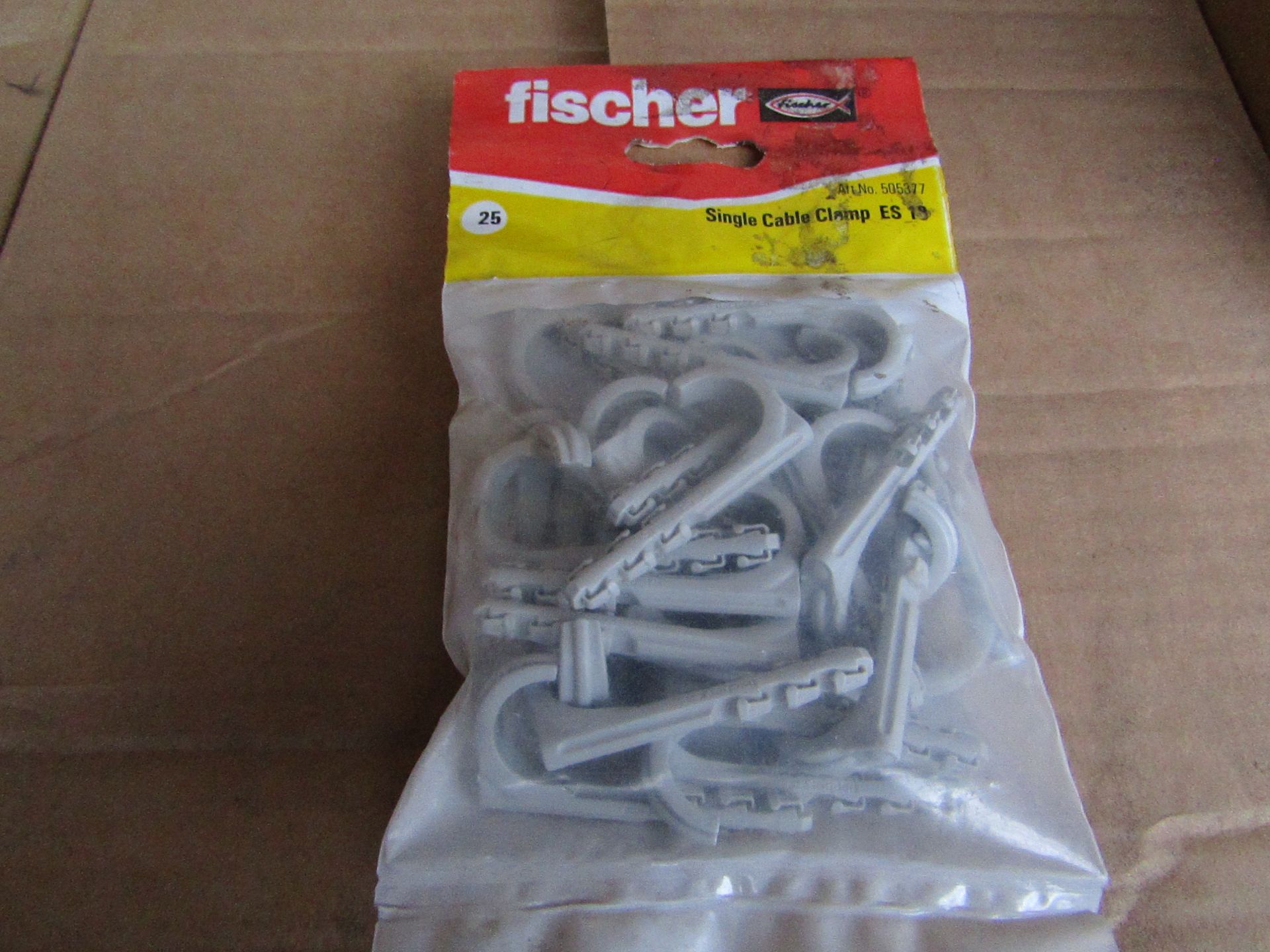 5x Fischer - Single Cable Clamp ES 18 - (Packs of 25) - New & Packaged.