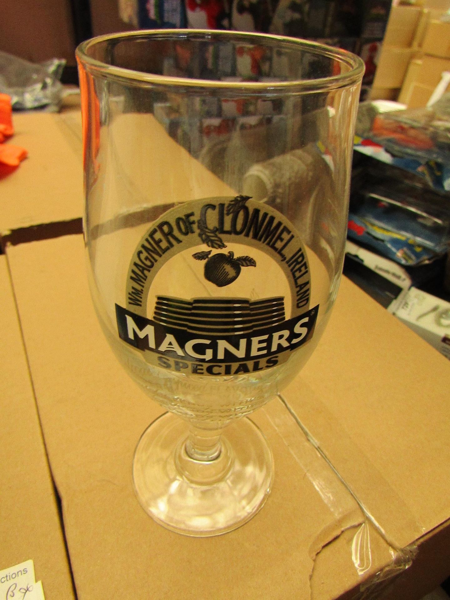 12 x Magners Stem Glasses. New & Boxed