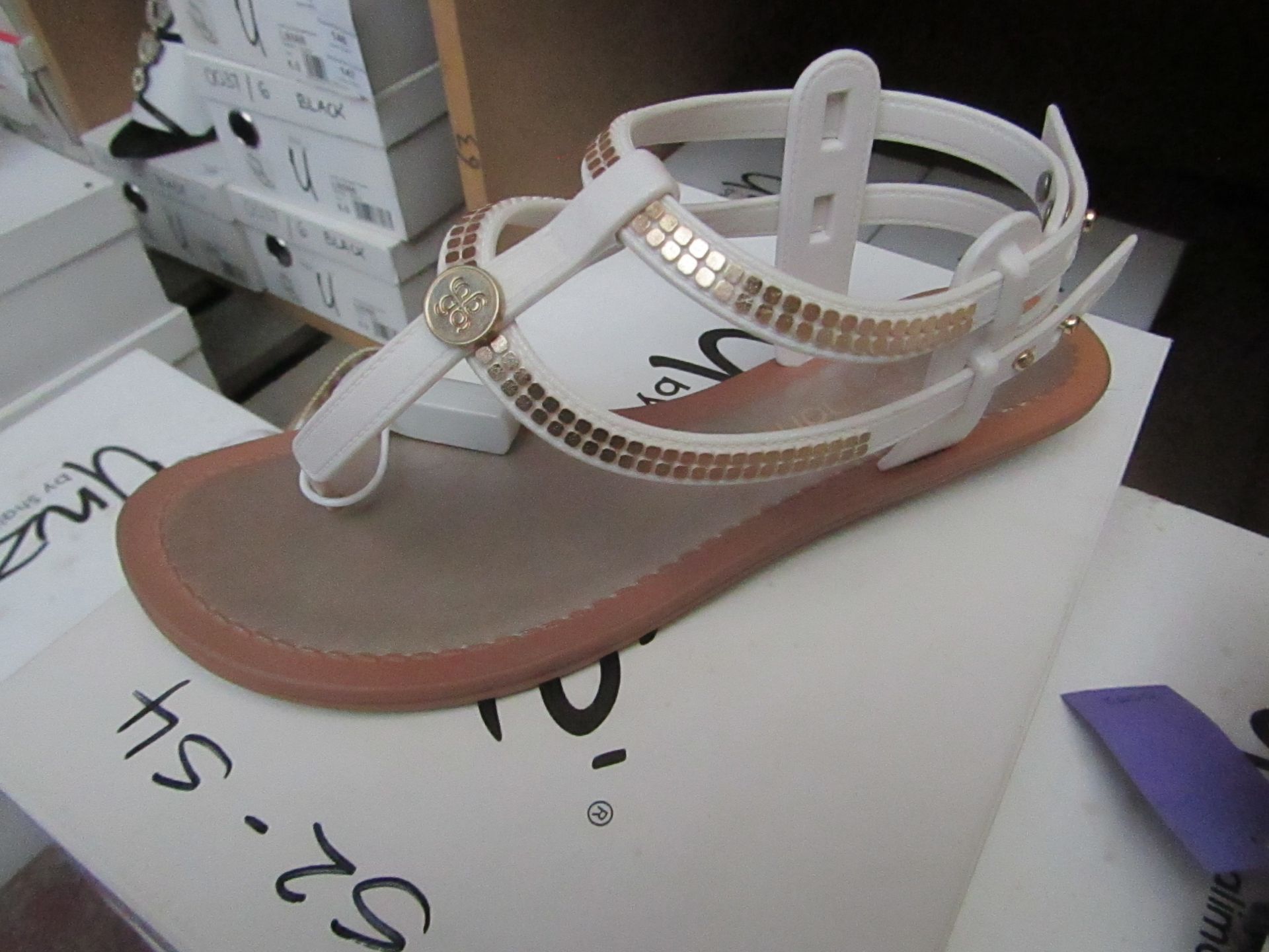 Grendha  Ladies White & Embellished Flat Shoes size 6 new & boxed see image for design