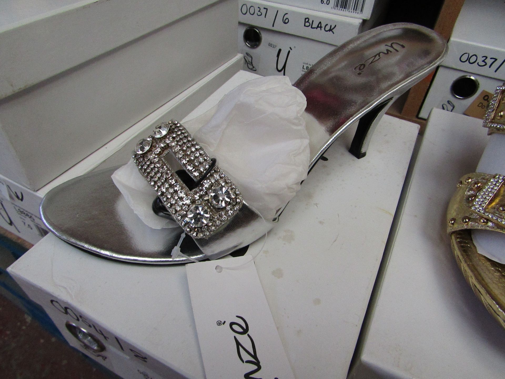 Unze by Shalamar Shoes Ladies Silver & Diamante Shoes size  new & boxed see image for design