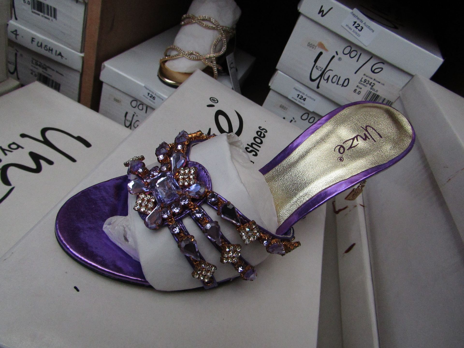 Unze by Shalamar Shoes Ladies Lilia & Embellished Shoes size 7 new & boxed see image for design